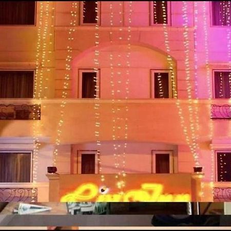 Liv Inn - Naraina Neu-Delhi Exterior foto